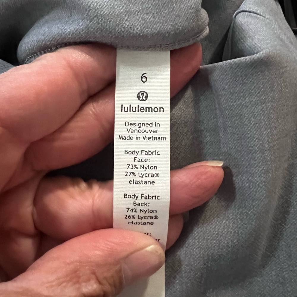 Lululemon Here to There High-Rise 7/8 Pant
Crosshatch Texture Casual Workwear - Picture 16 of 16